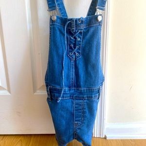 Women’s Pacsun Size 25 Blue Denim Overall shorts